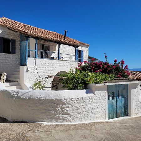 Lovely Traditionnal House With Sea View Tirós Dış mekan fotoğraf