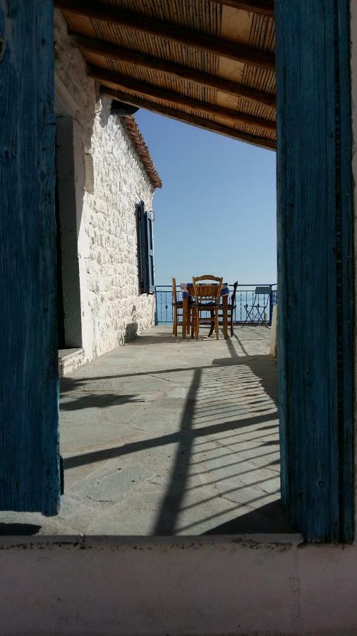 Lovely Traditionnal House With Sea View Tirós Dış mekan fotoğraf